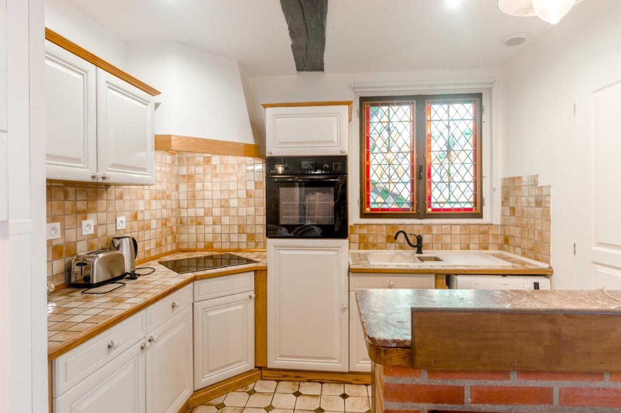 Au Bourg Neuf Apartment